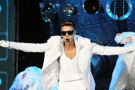 Absolut furchteinflößend: Justin Bieber hat einem russischen Fischer das Leben gerettet Absolut furchteinflößend: Justin Bieber hat einem russischen Fischer das Leben gerettet