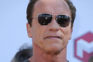 So cool bedankt sich "Arnie" für die Geburtstagsgrüße