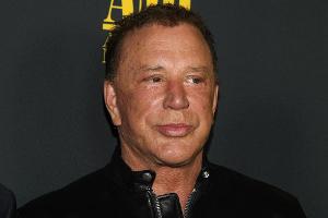 Mickey Rourke lästert über Marvel