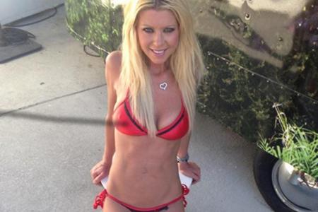 Tara Reid zeigt ihre extrem dünne Bikini-Figur Tara Reid zeigt ihre extrem dünne Bikini-Figur