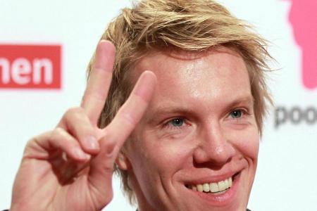 Simon Gosejohann hat mit einer übernatürlichen Mückenplage zu kämpfen Simon Gosejohann hat mit einer übernatürlichen Mückenplage zu kämpfen