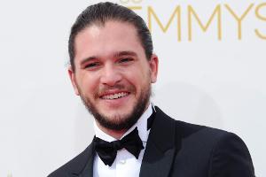 "Game of Thrones"-Star Kit Harington liebt das Nacktbaden