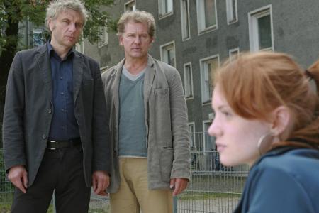 Die Kommissare Franz Leitmayr (l.) und Ivo Batic sorgen sich um Anne Die Kommissare Franz Leitmayr (l.) und Ivo Batic sorgen sich um Anne