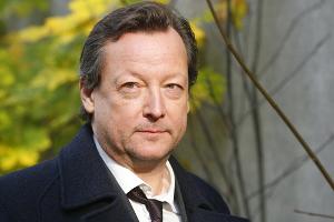 Matthias Brandt spielt im BR-"Polizeiruf" Kommissar Hanns von Meuffels
