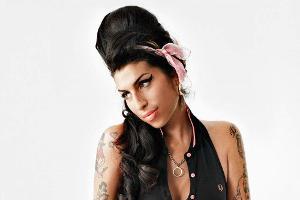 Amy Winehouse erhält eine Gedenkstatue in London