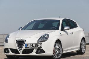 Alfa Giulietta QV: Die schöne Dame mit dem Kleeblatt