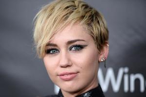 Miley Cyrus traf zum ersten Mal Arnold Schwarzenegger