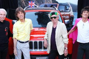 Rollende Stones-Autogrammhaube bringt 58.760 Euro