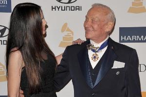 Buzz Aldrin: Mit 84 auf Brautschau