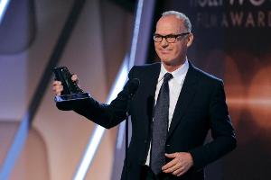 "Birdman"-Star Michael Keaton wurde im November bei den Hollywood Film Awards für sein Lebenswerk ausgezeichnet