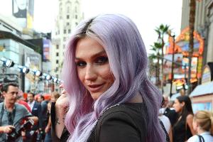 Dr. Luke stellt Kesha als notorische Lügnerin dar