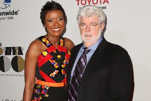 Kein generelles Desinteresse am Filmgeschäft: "Star Wars"-Erfinder George Lucas und seine Ehefrau Mellody Hobson bei einer G...