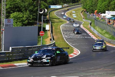 BMW M4 - Startnummer #52 - 24h-Rennen Nürburgring 2017 - Nordschleife - Samstag - 27.5.2017