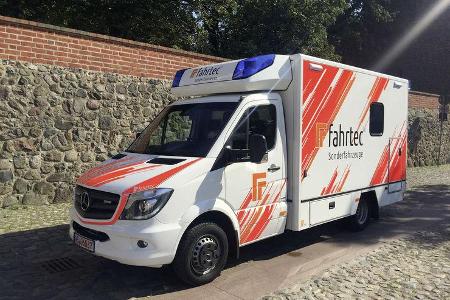 Mercedes Sonderfahrzeuge RETTmobil 2017