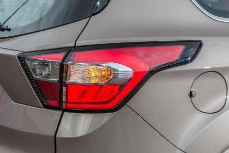 Ford Kuga 2.0 TDCi 4x4, Heckleuchte
