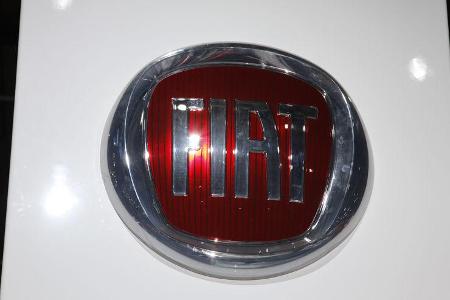 Fiat Logo, Messe, Autosalon Paris 2012 Fiat Logo, Messe, Autosalon Paris 2012