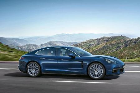 sport auto Award 2017 - C 032 - Porsche Panamera 4S Diesel