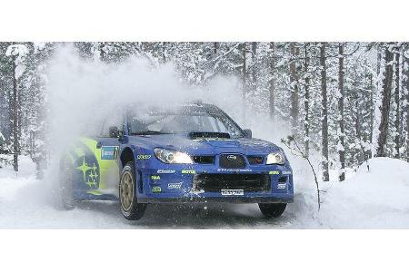 ... doch der Subaru-Star rummste kurz darauf in den Graben und schonte seinen Impreza für die kommende Norwegen-Rallye.