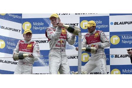 Das Audi-Trio auf dem Treppchen feierte den Sieg ausgelassen.