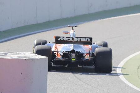 McLaren-Honda MCL32 - Filmtag - Circuit de Barcelona-Catalunya - F1 2017 - 26.2.2017