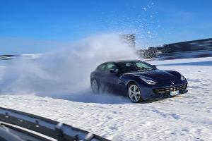 Ferrari GTC4 Lusso am Nürburgring