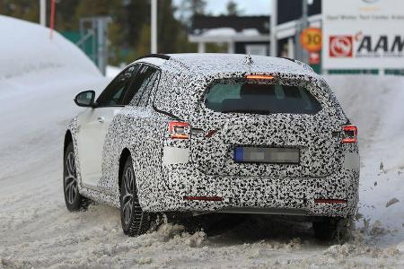 Opel Insignia Country Tourer Erlkönig