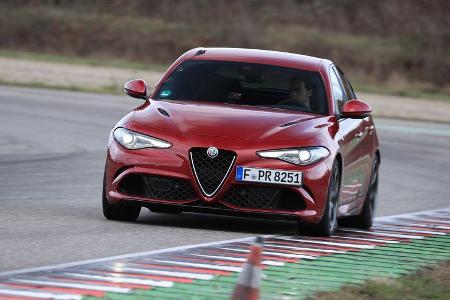 Alfa Romeo Giulia Quadrifoglio Alfa Romeo Giulia Quadrifoglio
