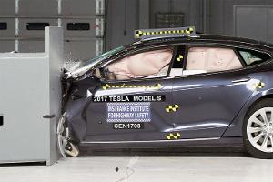 Tesla Model S im Crashtest