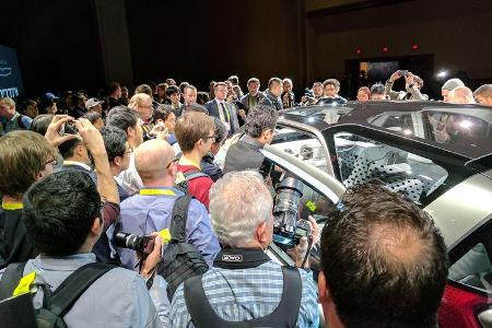 Ein vernetztes Auto? Das kommt auch bei der CES-Zielgruppe ziemlich gut an.
