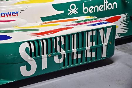Benetton B186 - Baujahr 1986 - Formel 1 - Rennwagen - BMW Depot