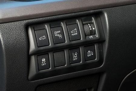 Subaru Outback 2.0D, Bedienelemente