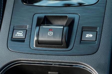 Subaru Outback 2.0D, Bedienelemente