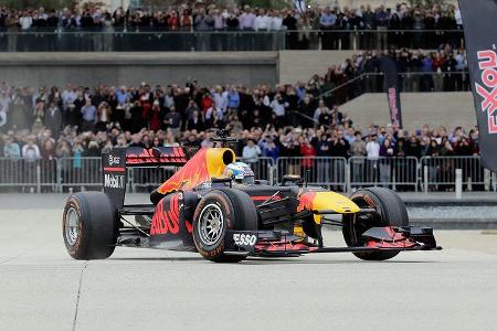 Red Bull-Showrun - Daniel Ricciardo - Houston - Formel 1 - 2017 Red Bull-Showrun - Daniel Ricciardo - Houston - Formel 1 - 2017