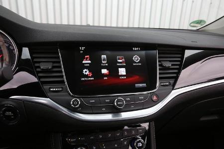 Opel Astra 1.0 DI Turbo, Infotainment