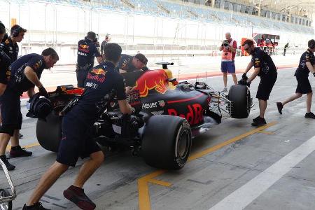 Pierre Gasly - Red Bull - Formel 1 - Testfahrten - Bahrain - Mittwoch - 19.4.2017