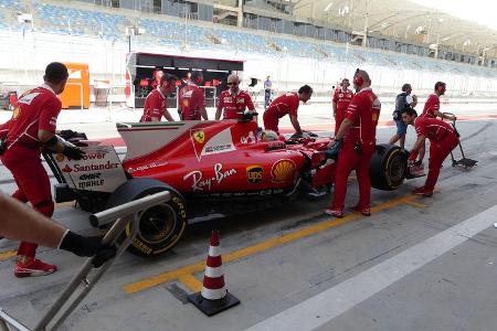Sebastian Vettel - Ferrari - Formel 1 - Testfahrten - Bahrain - Mittwoch - 19.4.2017