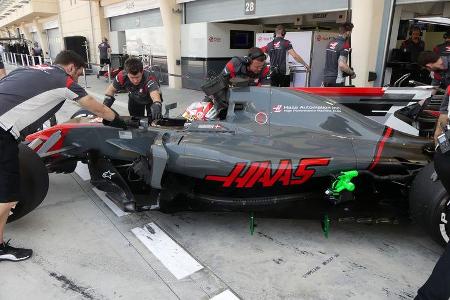 Kevin Magnussen - HaasF1 - Formel 1 - Testfahrten - Bahrain - Mittwoch - 19.4.2017