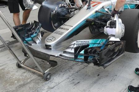 Valtteri Bottas - Mercedes - Formel 1 - Testfahrten - Bahrain - Mittwoch - 19.4.2017