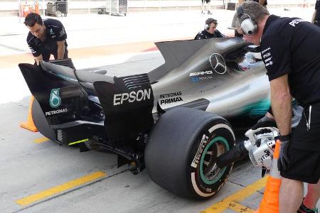 Valtteri Bottas - Mercedes - Formel 1 - Testfahrten - Bahrain - Mittwoch - 19.4.2017