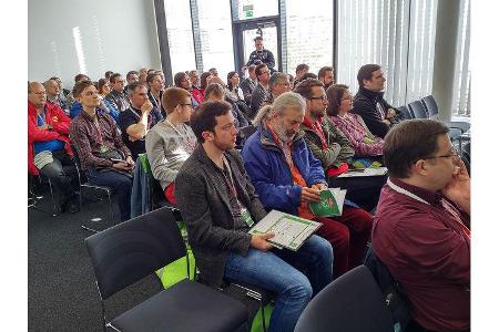 ... und Briefing in der Messe Stuttgart.