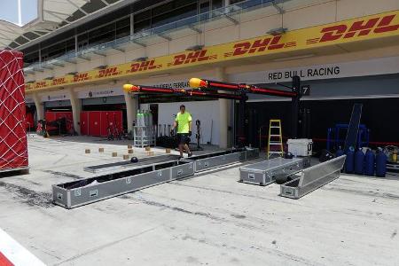 Red Bull - GP Bahrain - Sakhir - Mittwoch - 12.04.2017