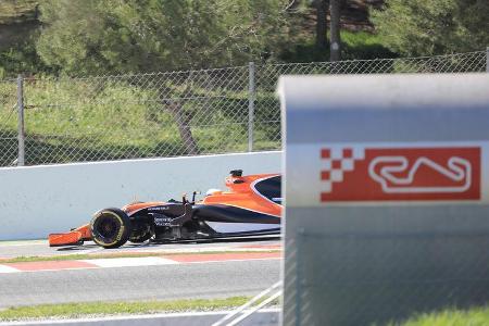 McLaren-Honda MCL32 - Filmtag - Circuit de Barcelona-Catalunya - F1 2017 - 26.2.2017 McLaren-Honda MCL32 - Filmtag - Circuit de Barcelona-Catalunya - F1 2017 - 26.2.2017