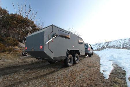 Bruder EXP-6 Offroad Caravan Australien