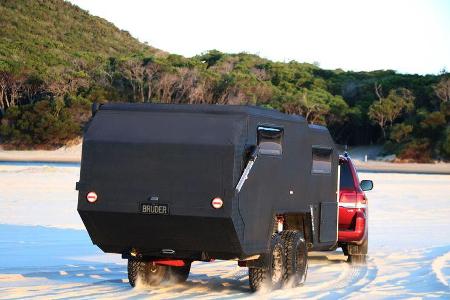Bruder EXP-6 Offroad Caravan Australien