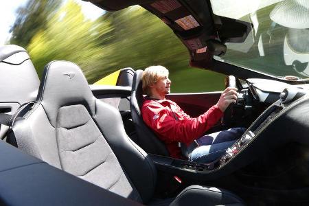 McLaren MP4-12C Spider, Cockpit, Marcus Peters