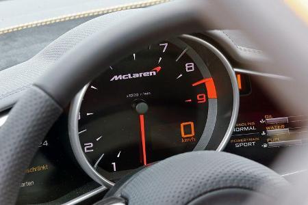McLaren MP4-12C Spider, Rundinstrument