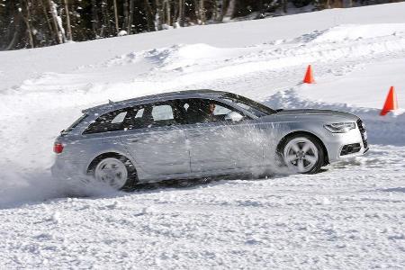 Audi A6, Kurvenfahrt