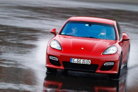 Porsche Panamera GTS, Frontansicht