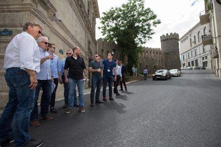 Charlie Whiting & Hermann Tilke - Inspektion - Baku Street Circuit 2016 Charlie Whiting & Hermann Tilke - Inspektion - Baku Street Circuit 2016