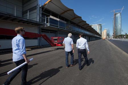 Charlie Whiting & Hermann Tilke - Inspektion - Baku Street Circuit 2016